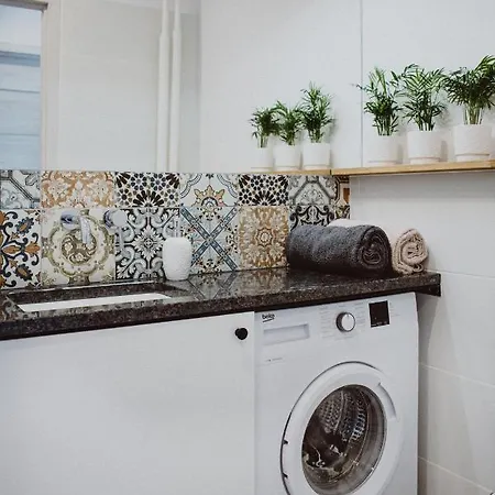 Apartment Do4 Old Town - 3 Bedrooms - 3 Sypialnie Gdansk